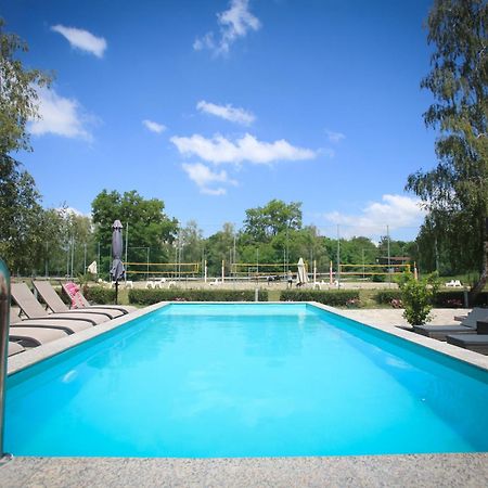 Mohacsi Wellness Vendeghaz Es Lovasklub Hotel Luaran gambar