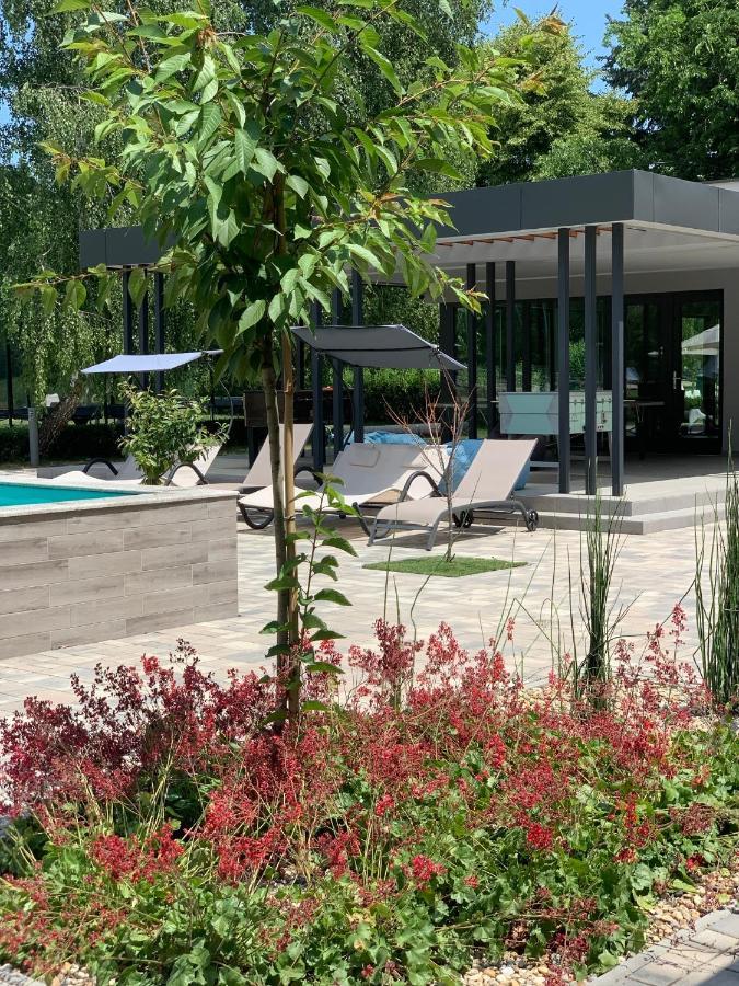 Mohacsi Wellness Vendeghaz Es Lovasklub Hotel Luaran gambar
