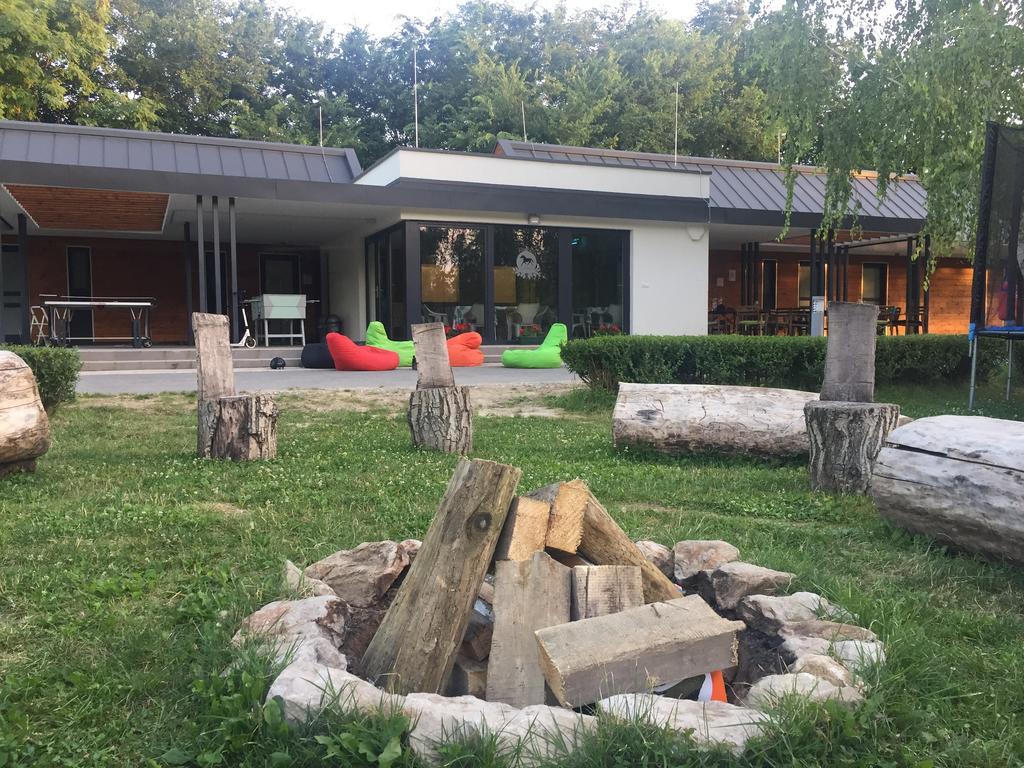 Mohacsi Wellness Vendeghaz Es Lovasklub Hotel Luaran gambar